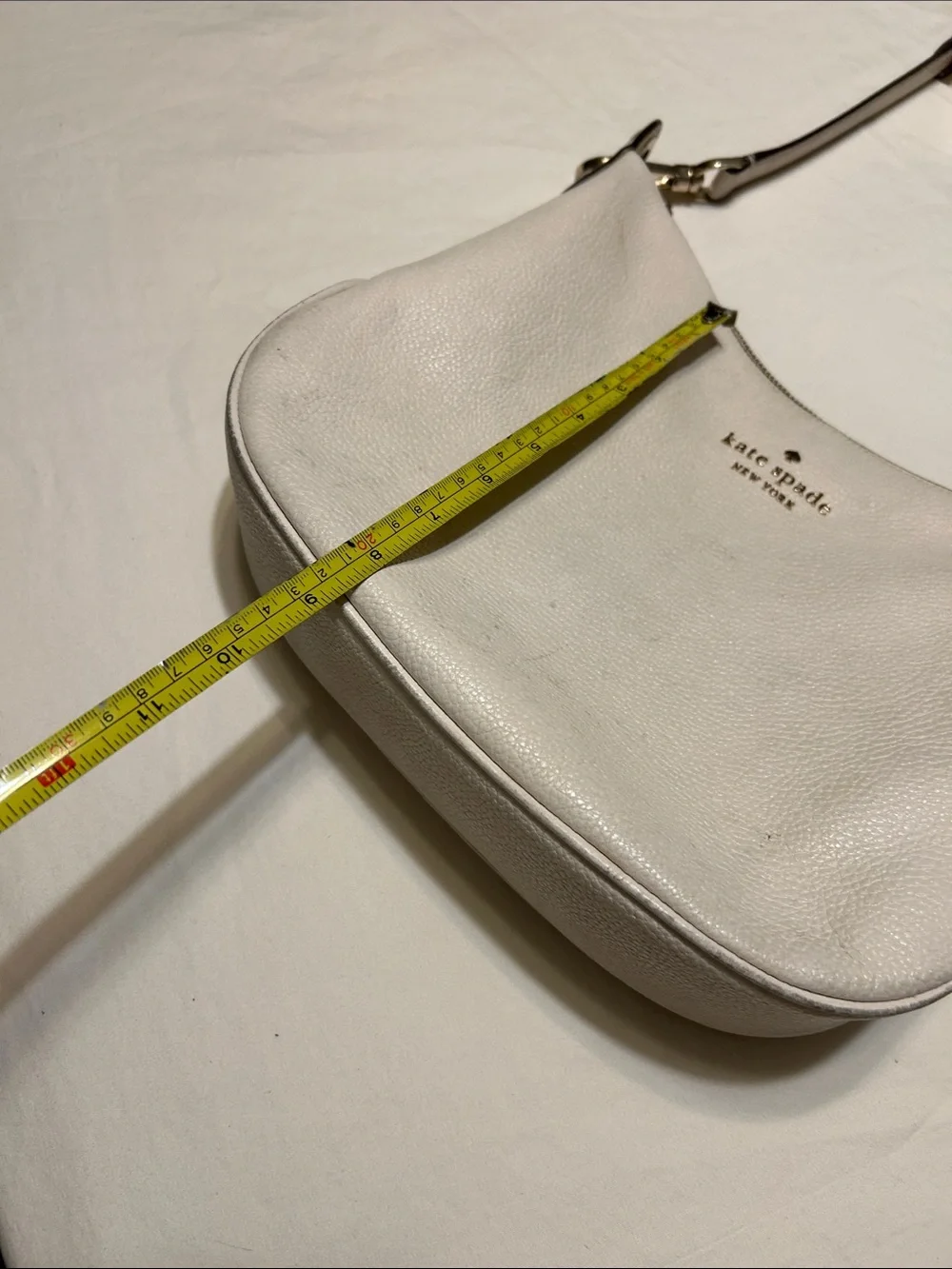 kate spade White Pebbled Leather Shoulder Bag